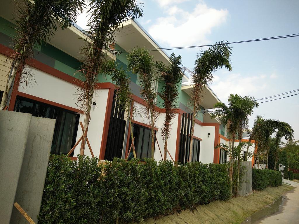Le Park 23 Boutique Resort Roi Et Exterior foto